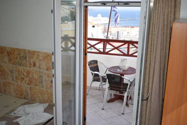 Habitación Triple Estándar con Vista al Mar